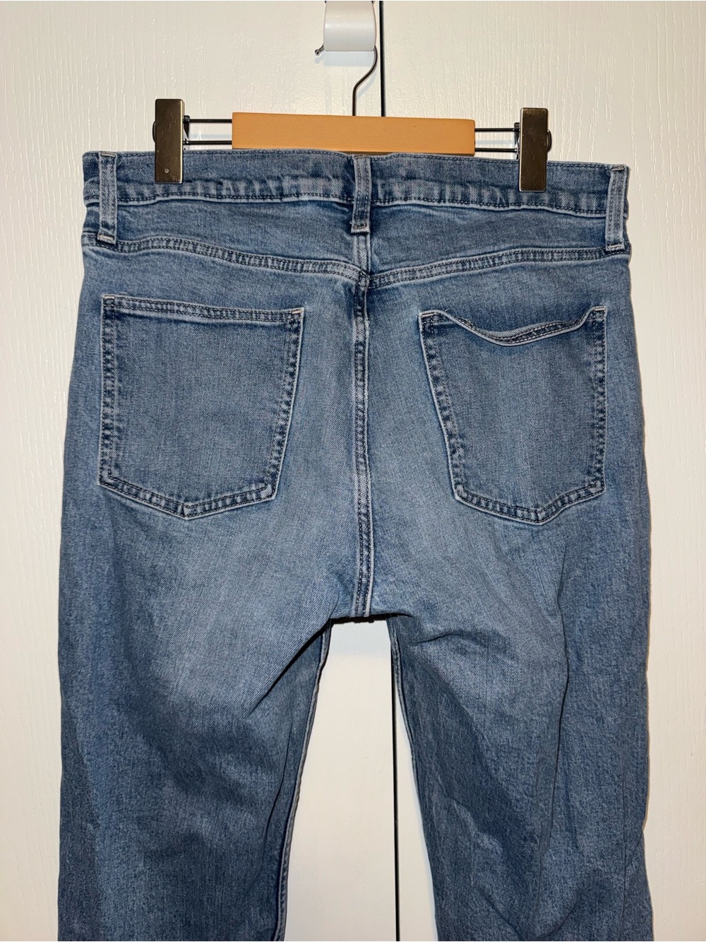 Gap High Rise Slim Straight Jeans - Picture 7 of 16